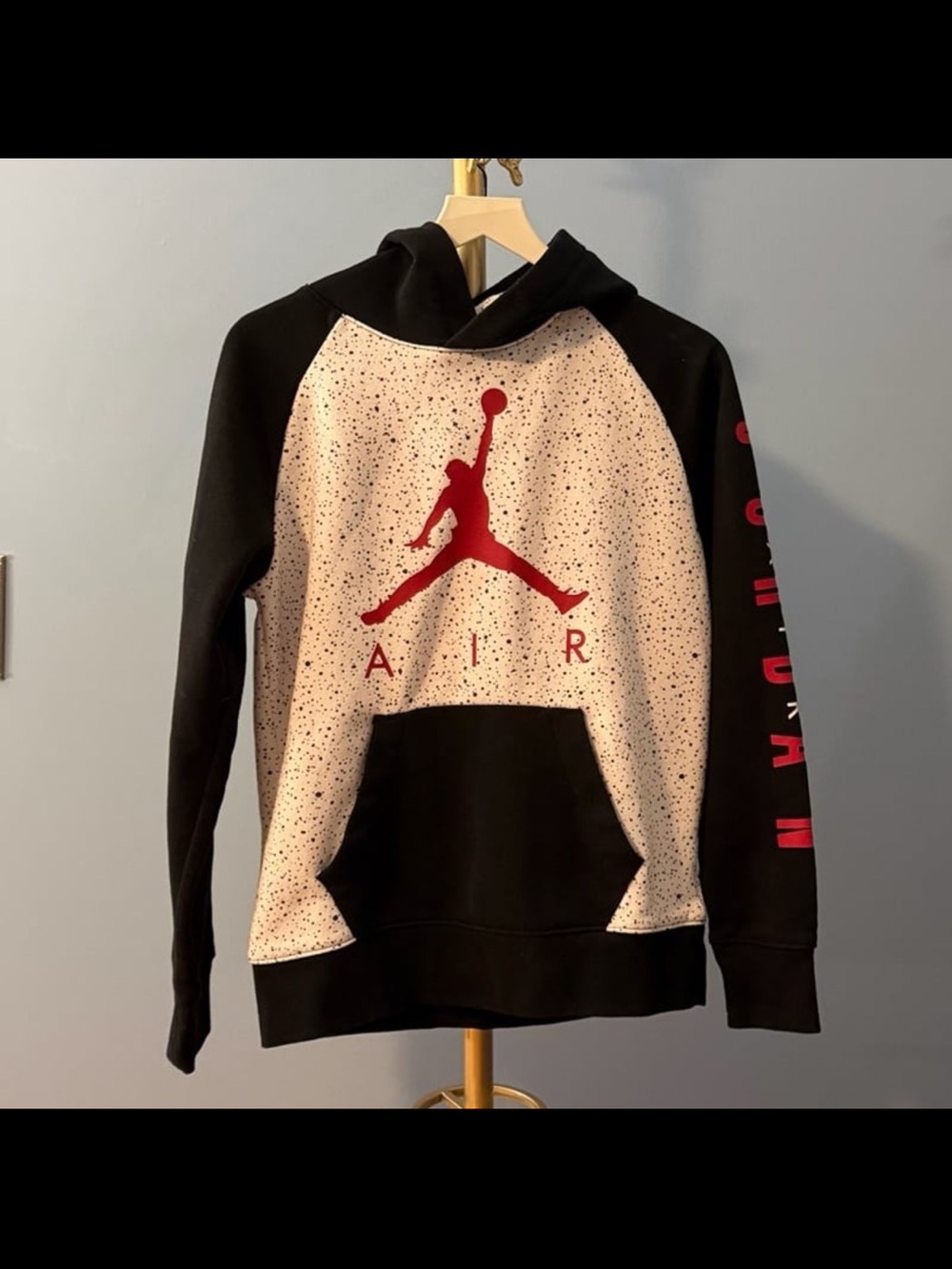 ⚡️⭐️Jordan Boys Hoodie - Size: Medium (10-12 Years)